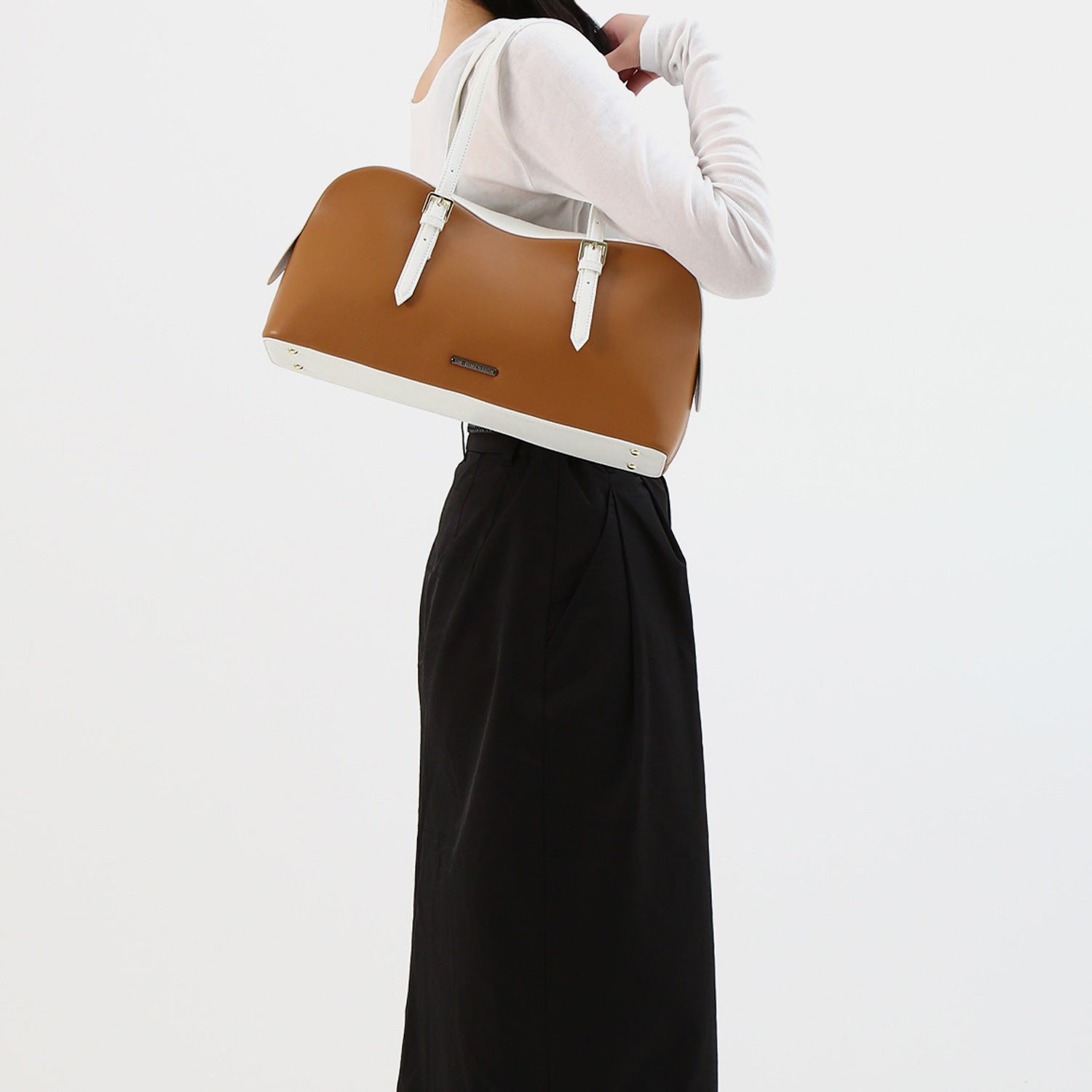 加賀美ハヤト バイカラースリムボストンバッグ