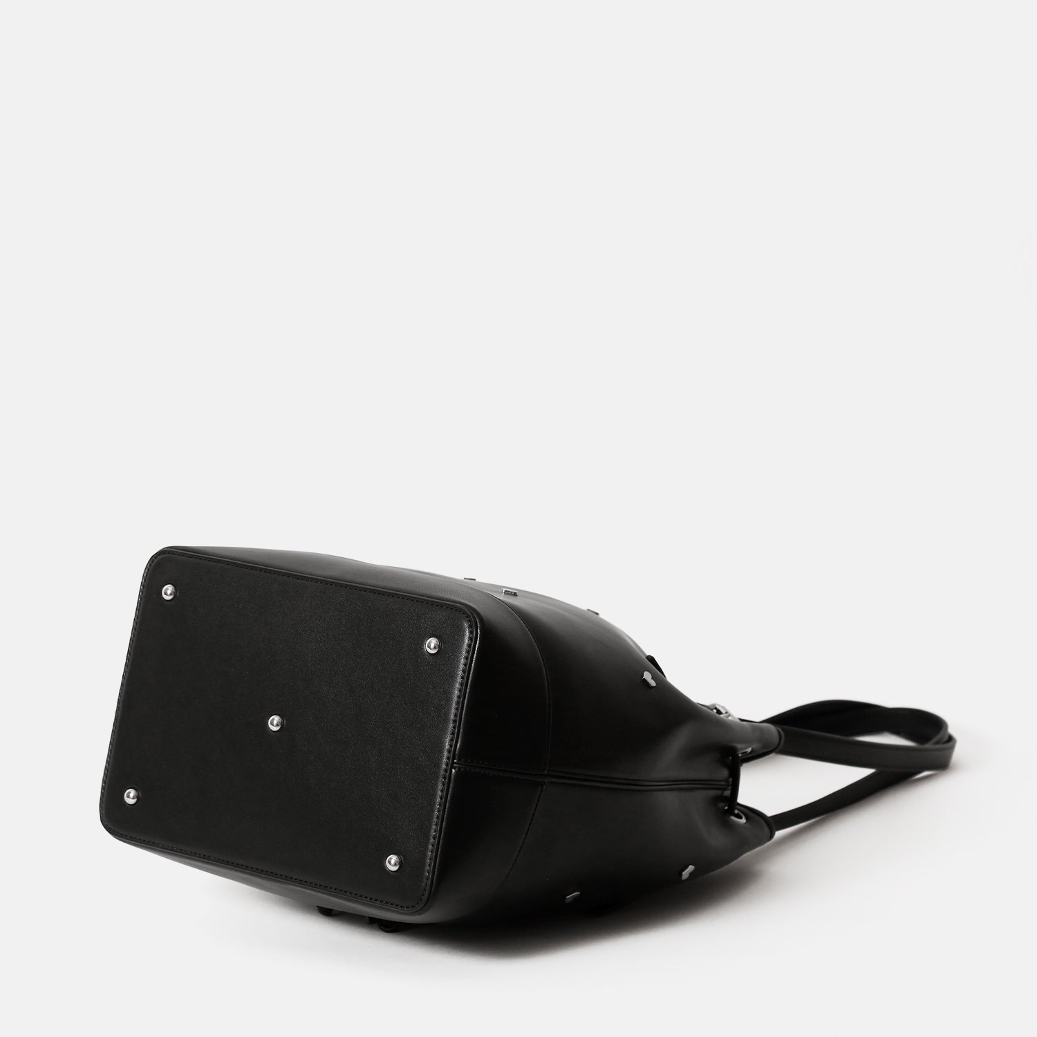 魔界ノりりむ ハートスタッズバケットバッグ