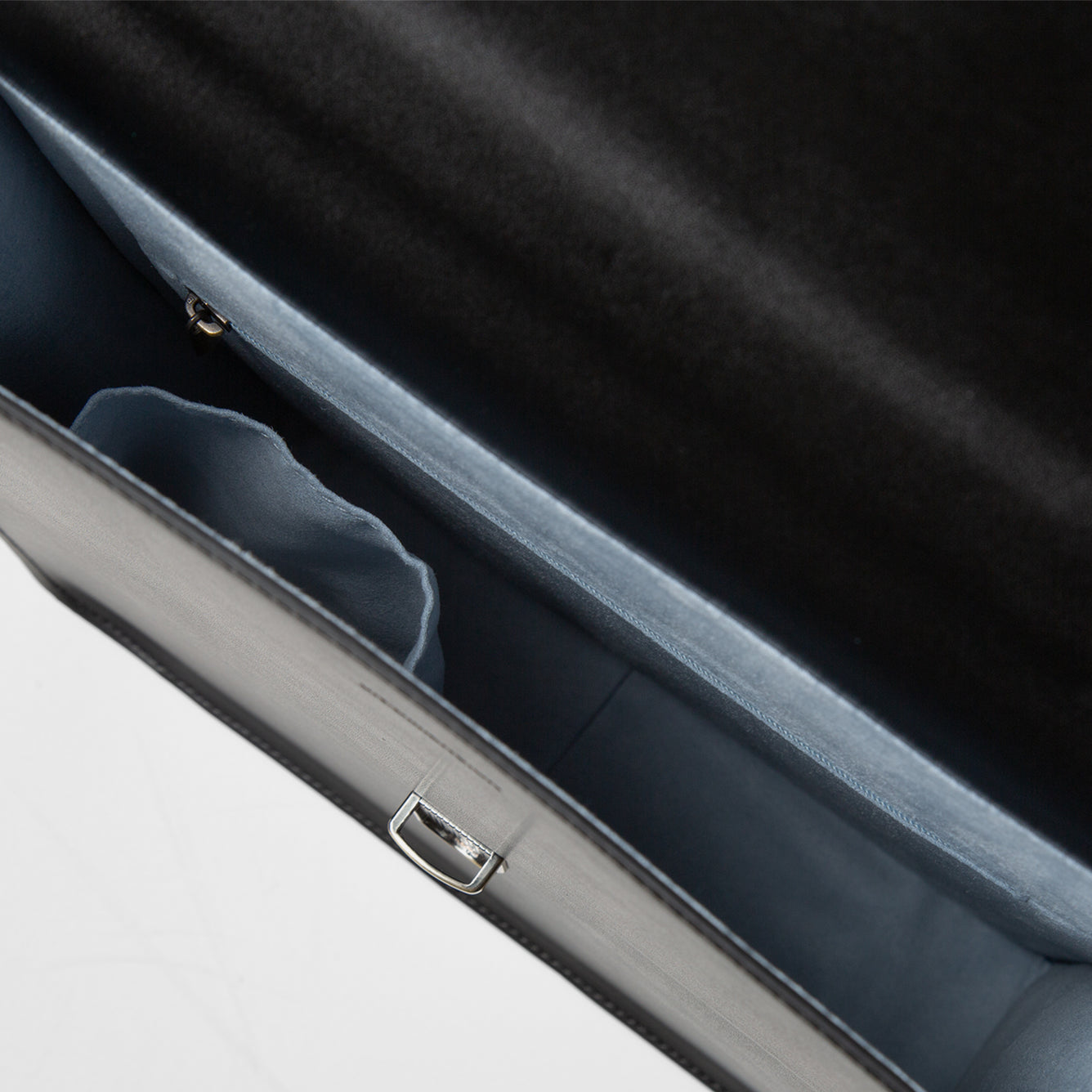 天宮こころ サッチェルバッグ