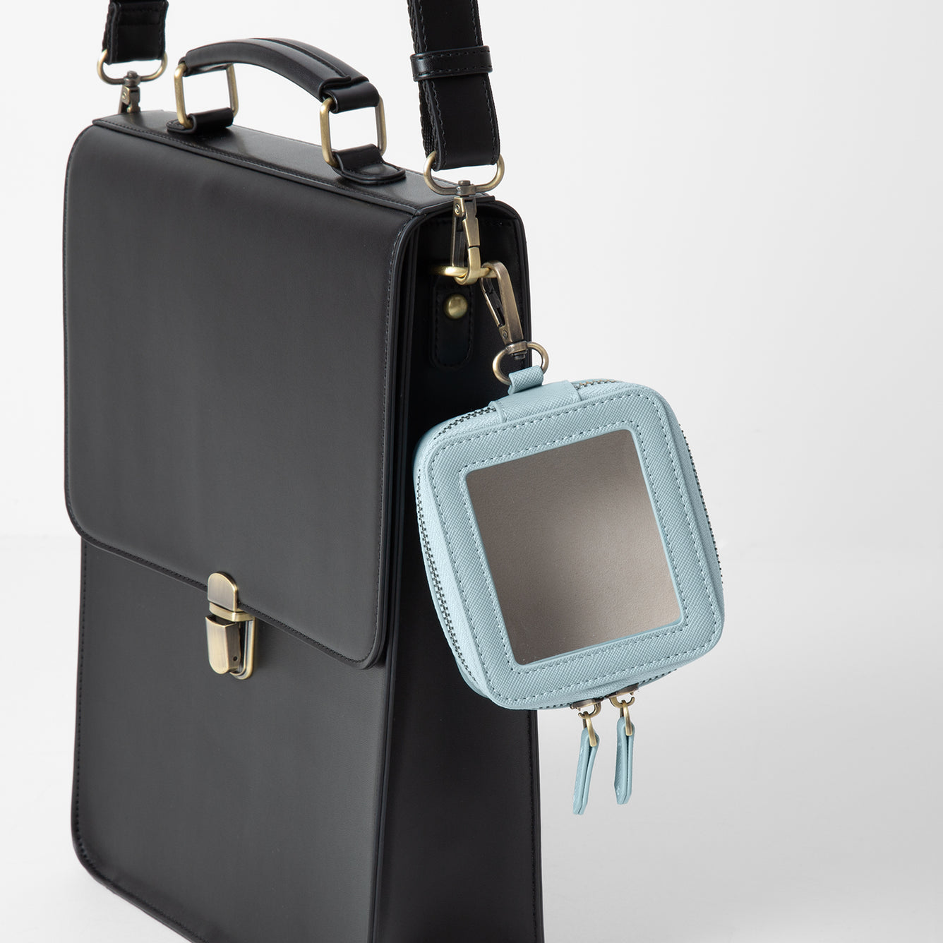 天宮こころ サッチェルバッグ