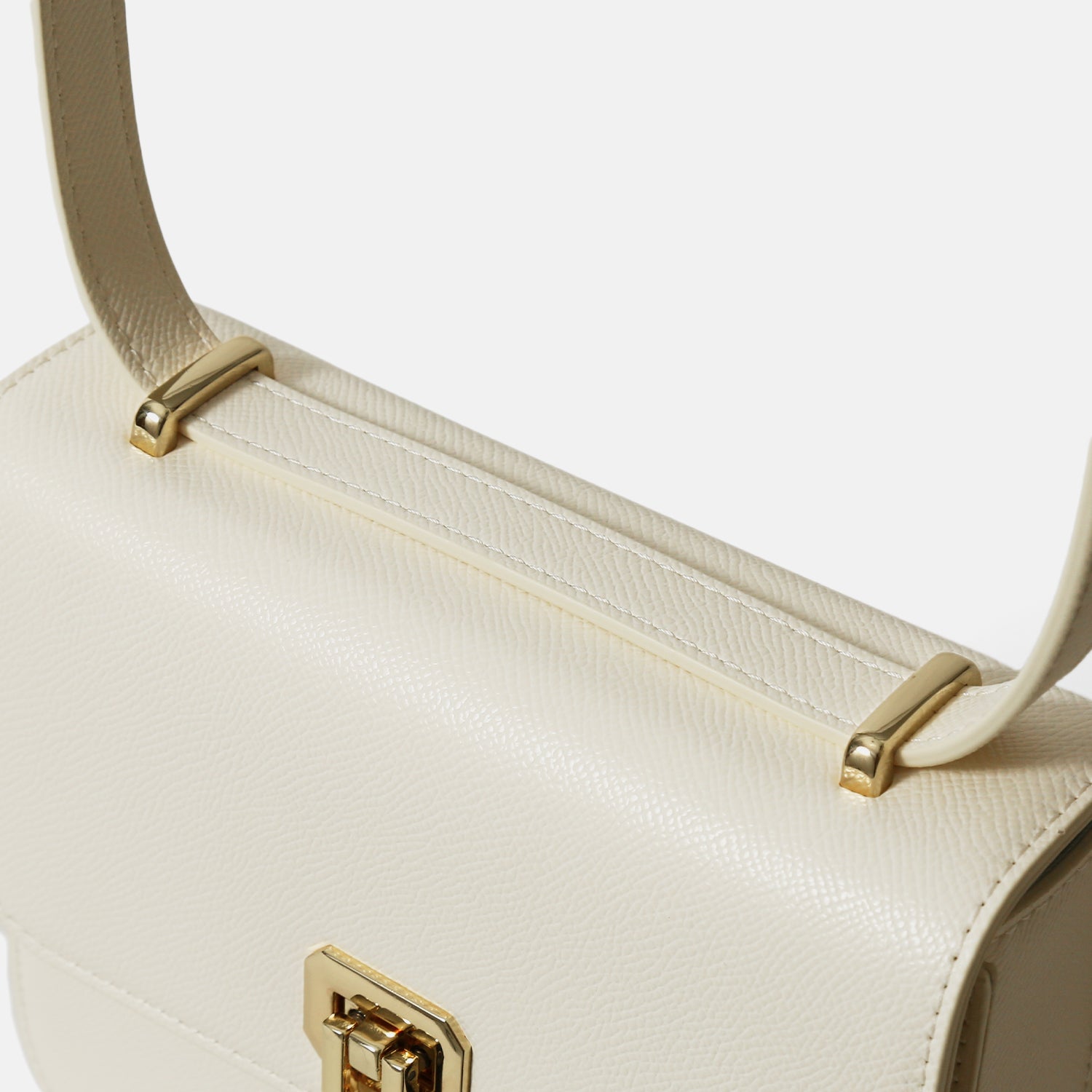 リゼ・ヘルエスタ バックルミニショルダーバッグ