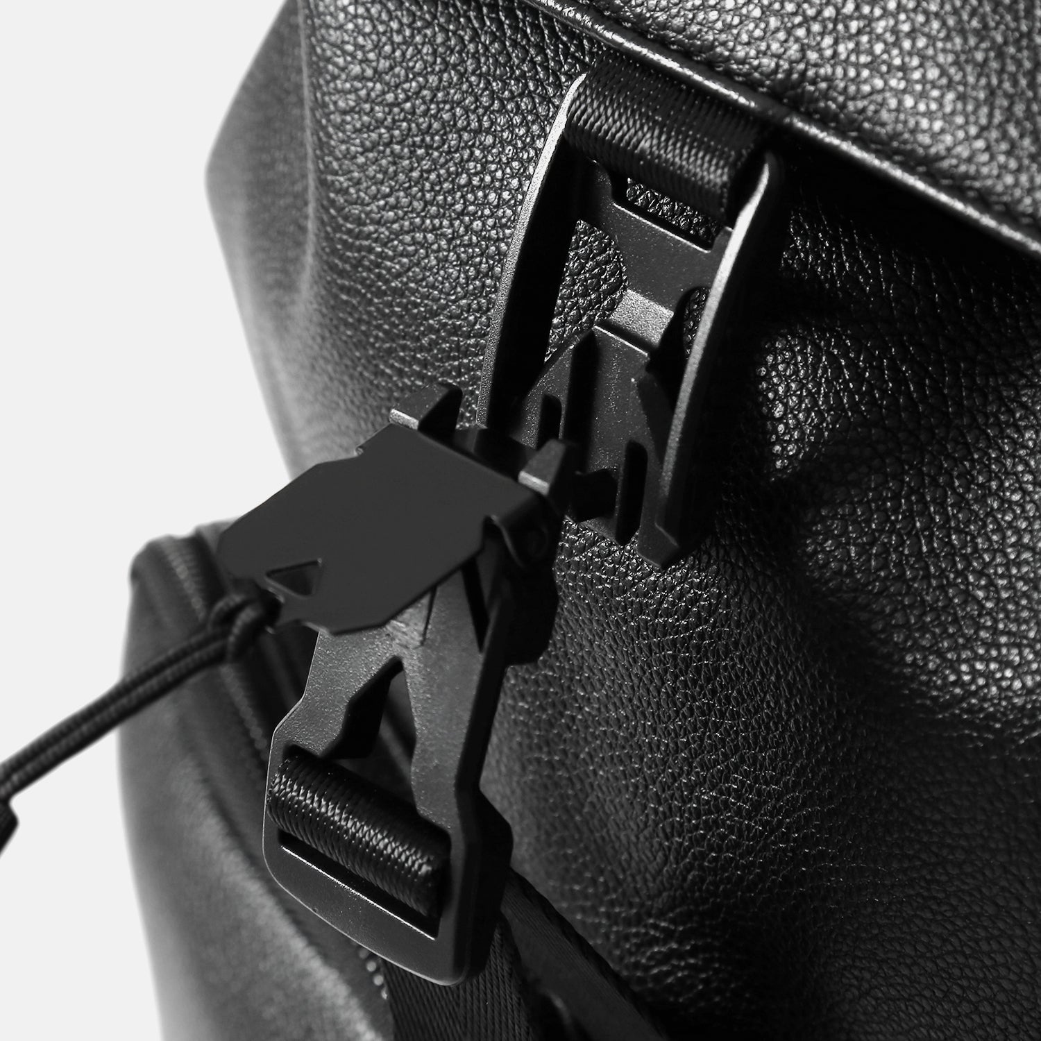 加賀美ハヤト フラップポケットパック