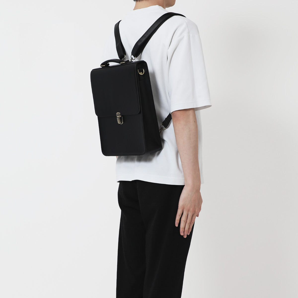 天宮こころ サッチェルバッグ