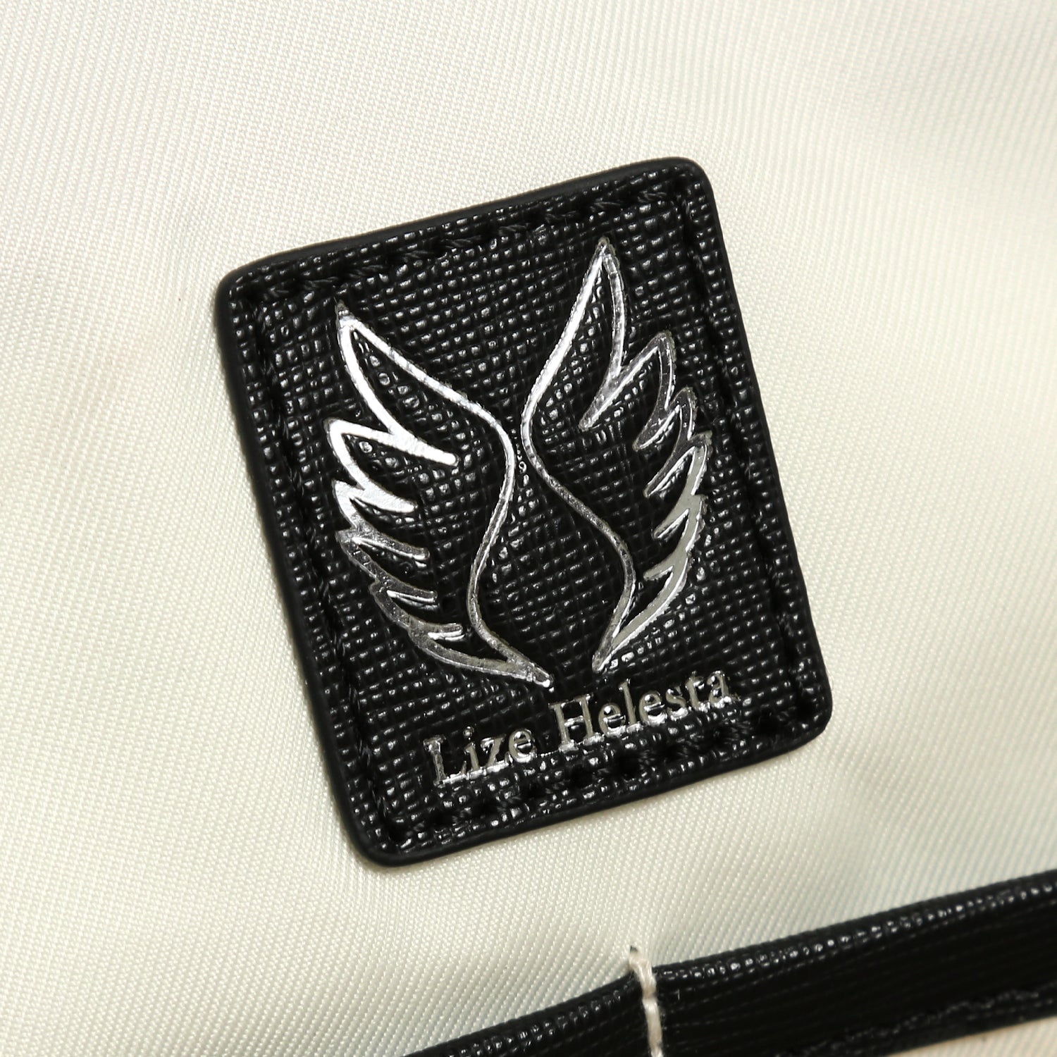 リゼ・ヘルエスタ ワイドポケットヘルメットバッグ