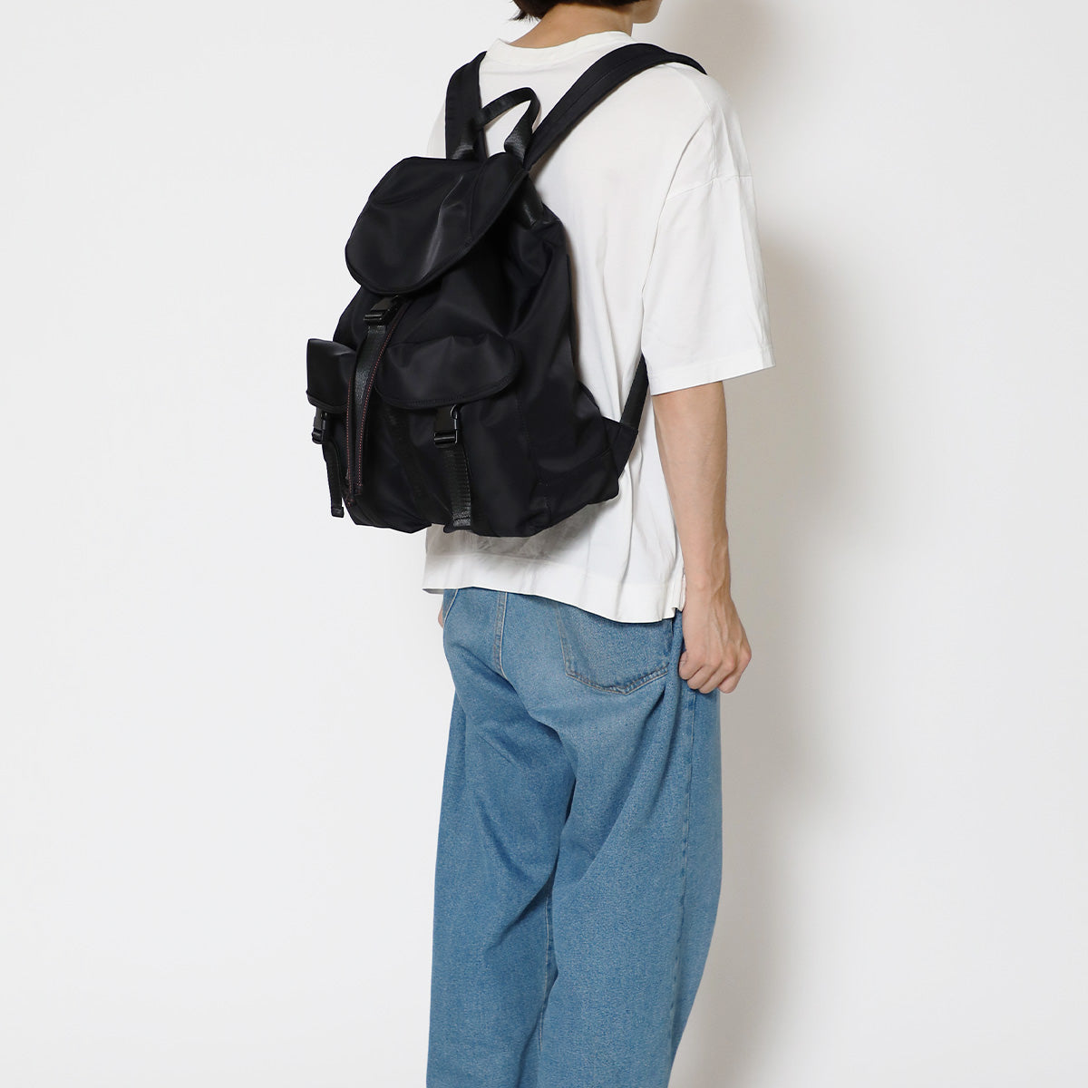 フレン・E・ルスタリオ フラップバックパック